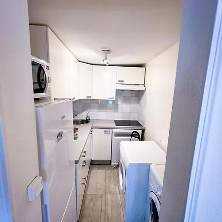 Spacious Apartment In Montparnasse Paris Exterior photo